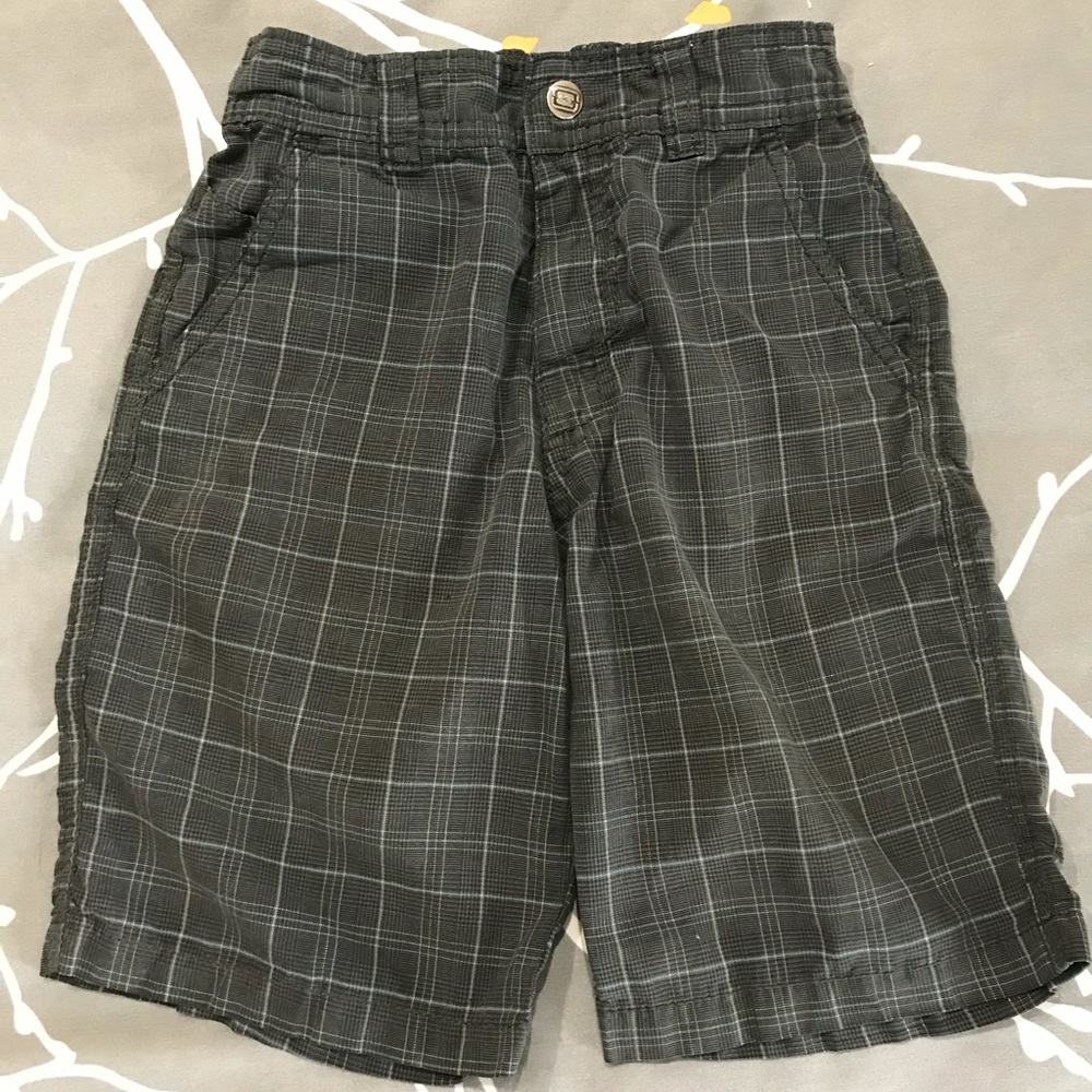 Billabong Boys Dress Shorts - Size 5